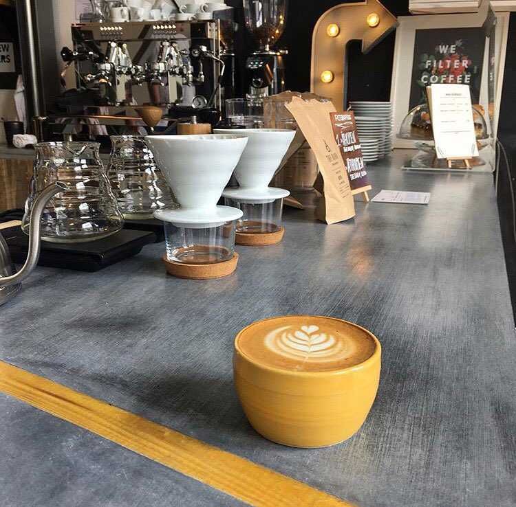 10 Potret Uma Coffe and Space, Cafe Unik nan Estetik di Malang