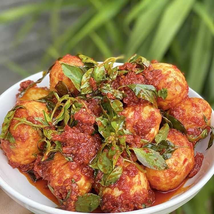 12 Masakan dengan Bumbu Balado Merah, Rasanya Melekat di Lidah