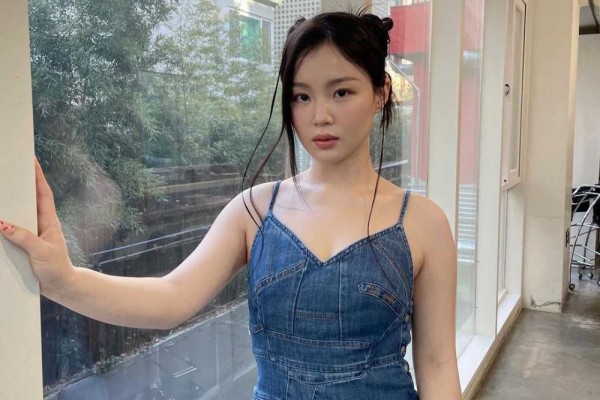 9 Penampilan Solois KPop saat Melakukan Pertunjukan Jalanan