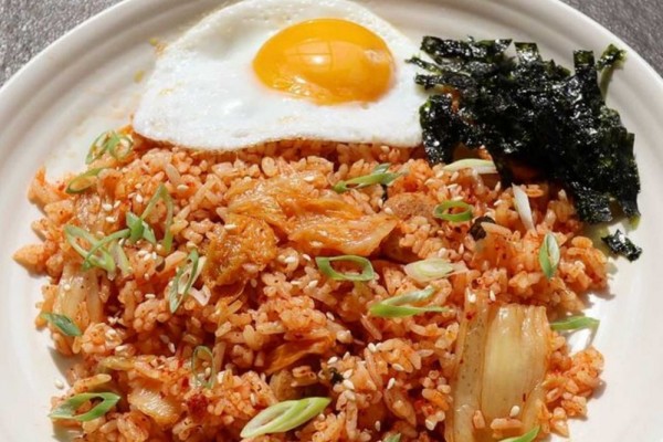 Resep Nasi Goreng Kimchi ala Korea yang Enak, Mirip di Drakor