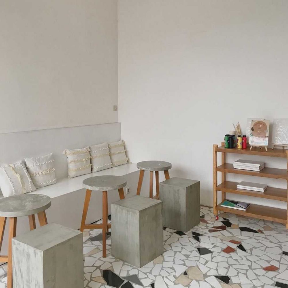 10 Potret Uma Coffe and Space, Cafe Unik nan Estetik di Malang
