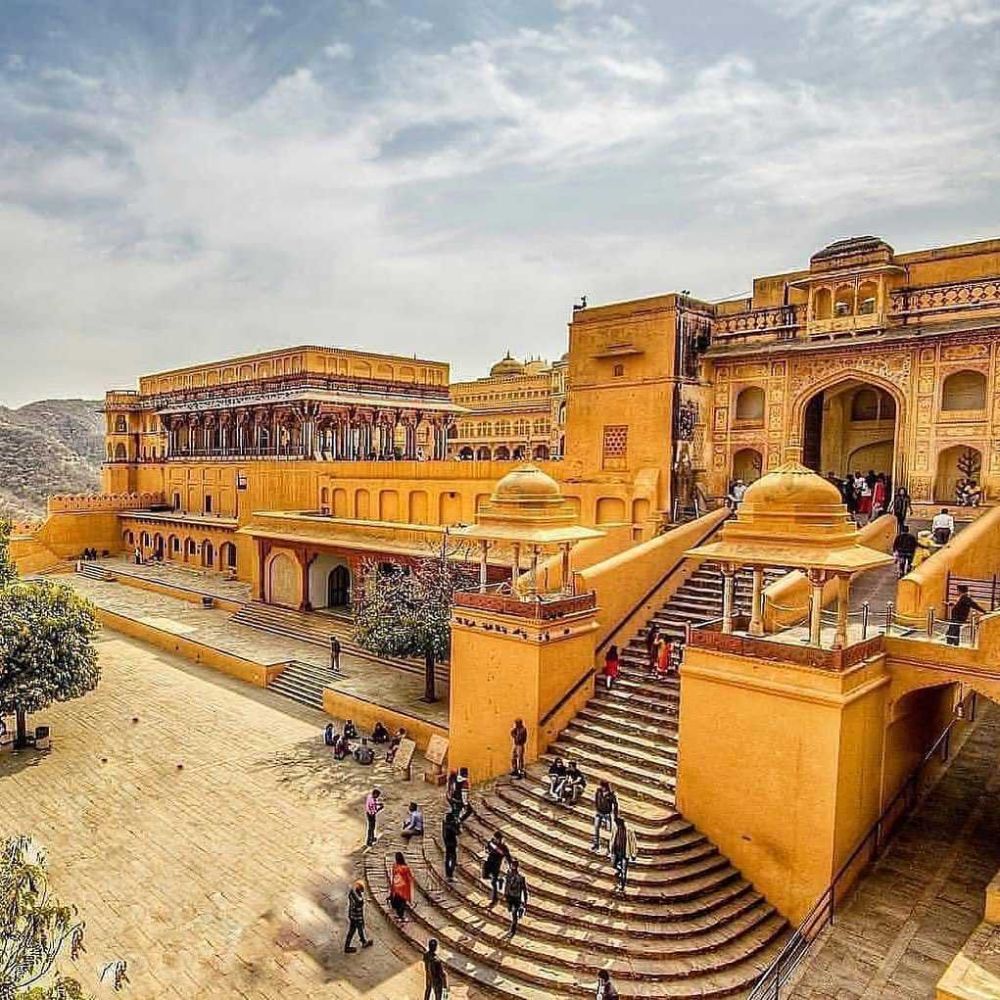 10 Potret Amber Fort, Wisata Bak Negeri Dongeng Di India