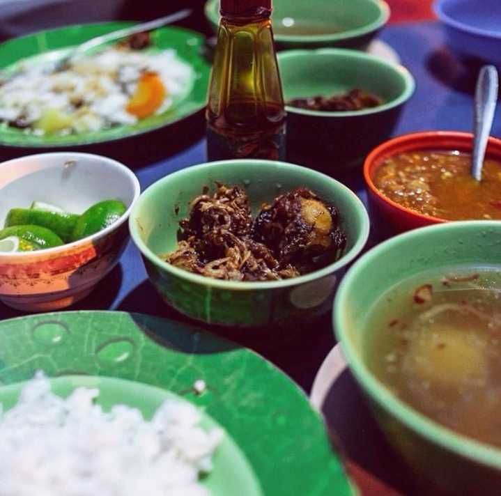 10 Sop di Jogja Pakai Daging Sapi dan Ayam, Lezat!