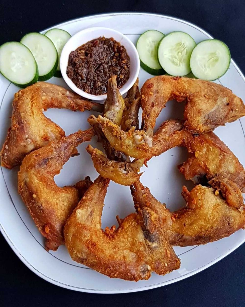 18 Resep Ayam Goreng Khas Indonesia dan Cara Membuatnya