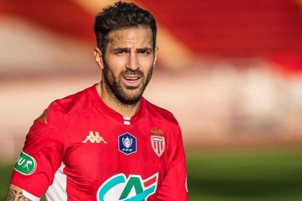 Fakta Menarik Kesuksesan Como 1907 Merekrut Cesc Fabregas