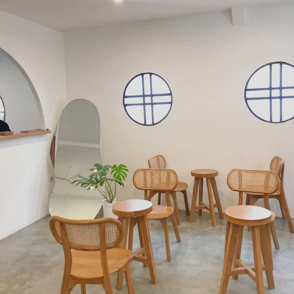 10 Potret Uma Coffe and Space, Cafe Unik nan Estetik di Malang