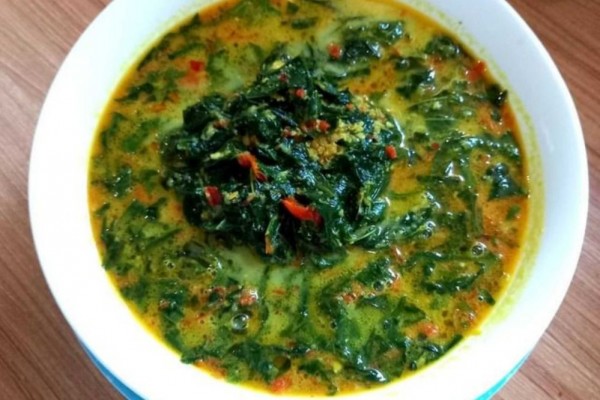 Cara Membuat Gulai Daun Singkong, Menu Berkuah Santan yang Sedap