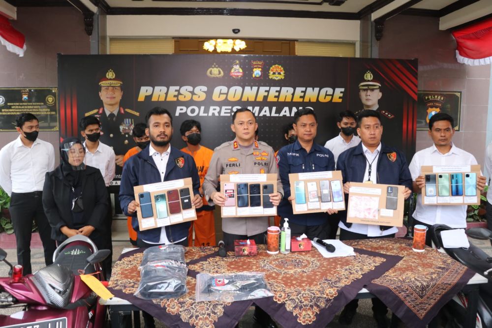 Komplotan Copet Spesialis Penonton Sepak Bola Diciduk Polres Malang  