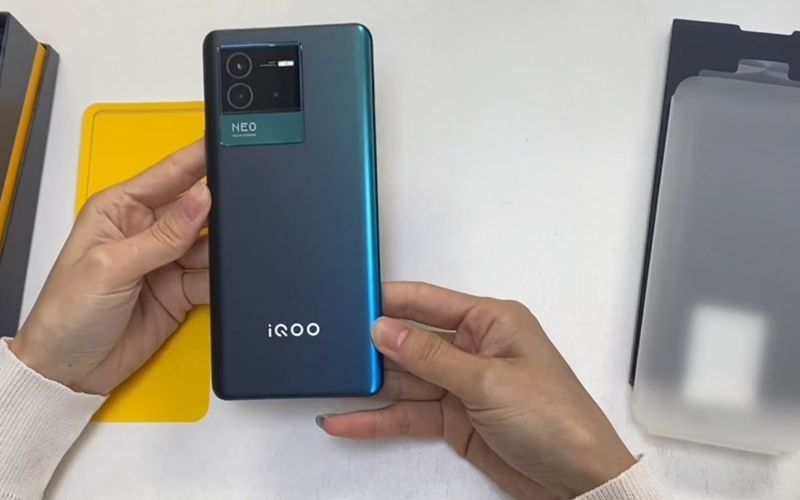 5 Spesifikasi Unggulan HP Vivo iQOO Neo 6, Chipset Tangguh