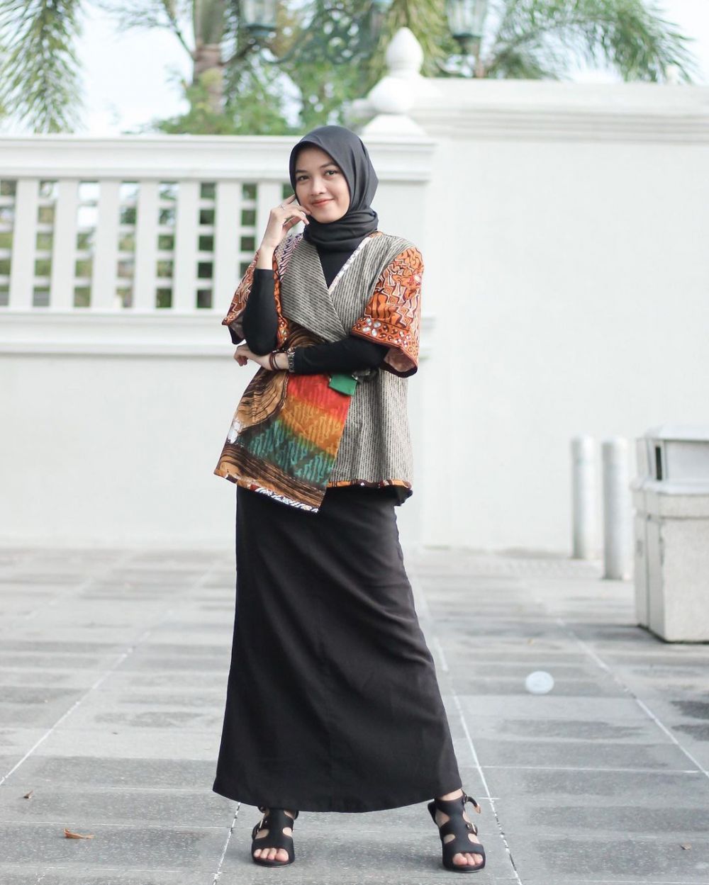 10 Ootd Batik Hijab Untuk Kondangan Formal Dan Kekinian 