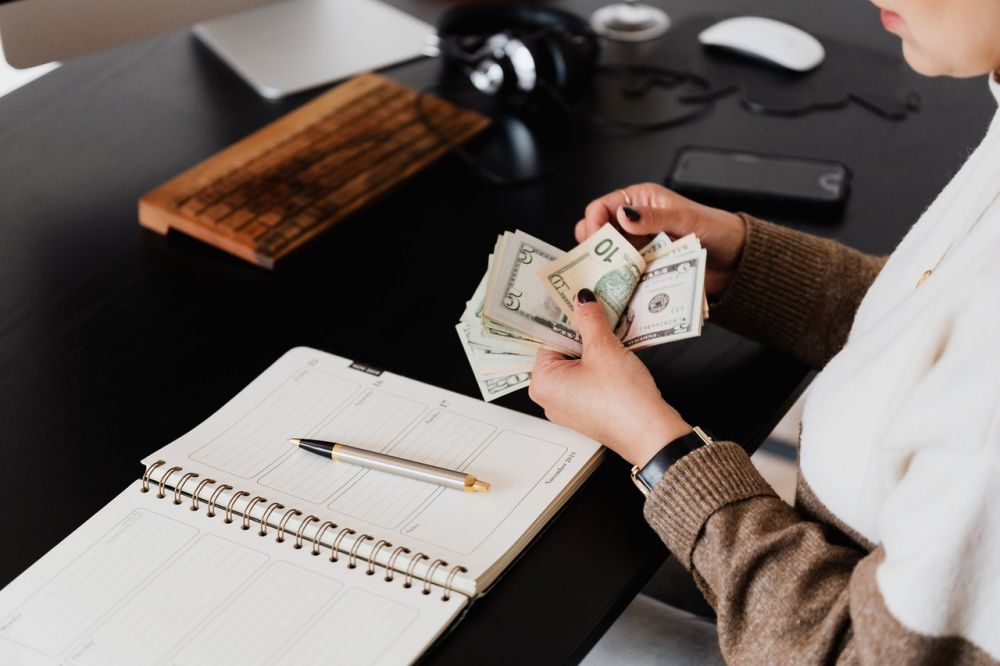 5 Sebab Susah Memperbaiki Kebiasaan Belanja Impulsif, Sering Terjadi!
