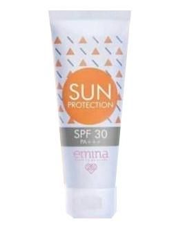 12 Sunscreen Terbaik untuk Kulit Berminyak dan Berjerawat