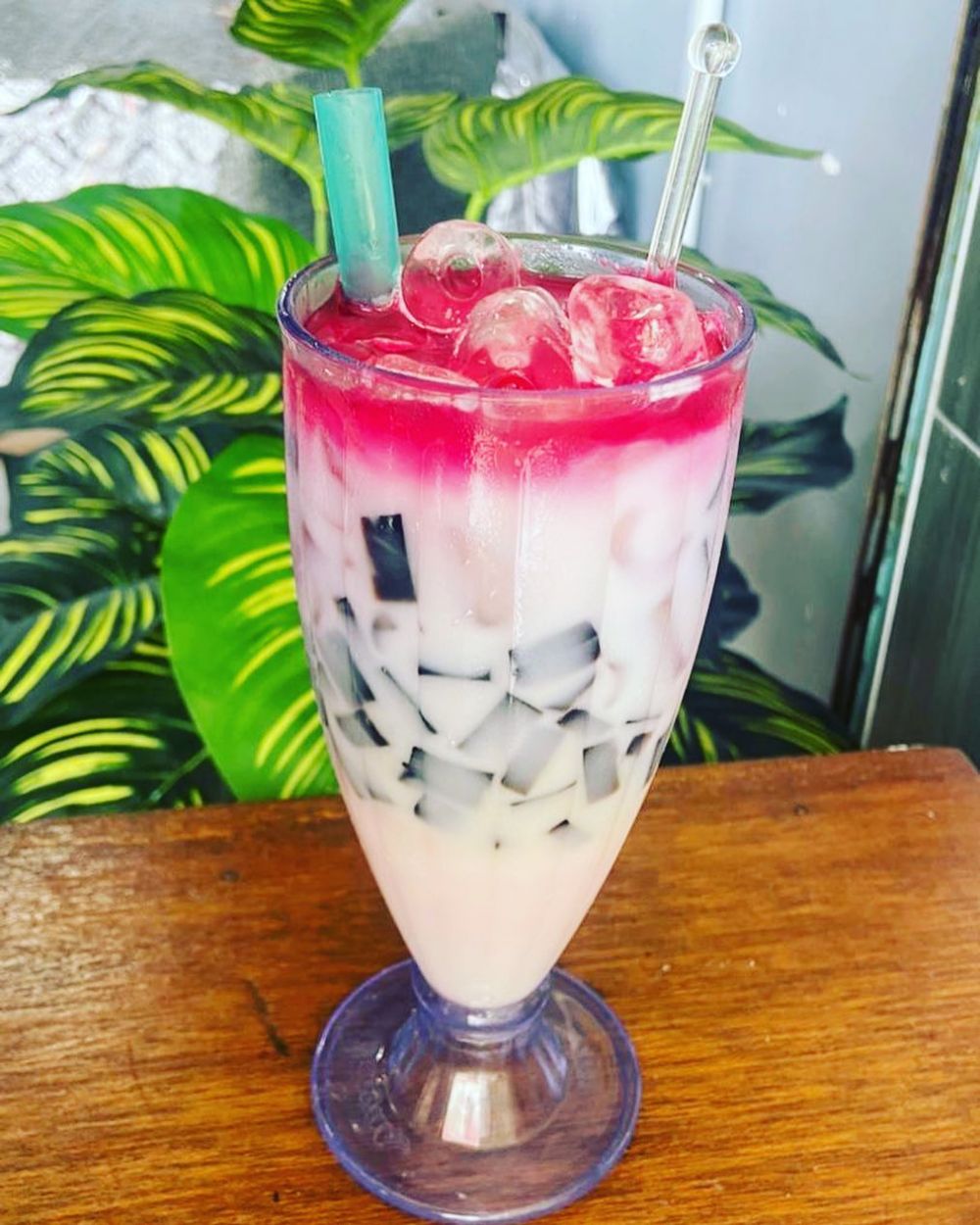 10 Minuman Khas Malaysia Ada Es Cendol Dan Sirap Bandung 0275