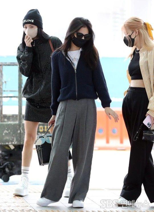 18 Referensi Padan Wide Leg Pants ala BLACKPINK, Kece Abis!