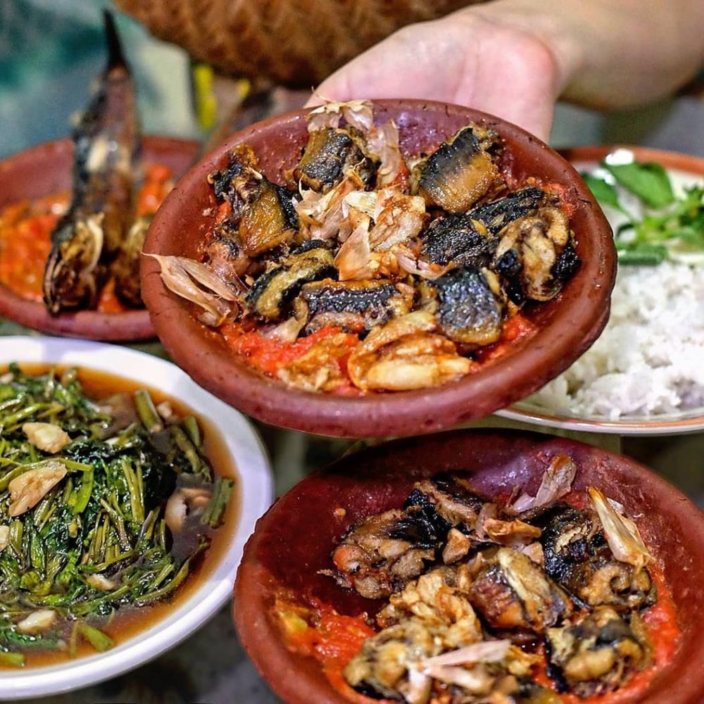 10 Rekomendasi Kuliner Enak di Surabaya Selatan
