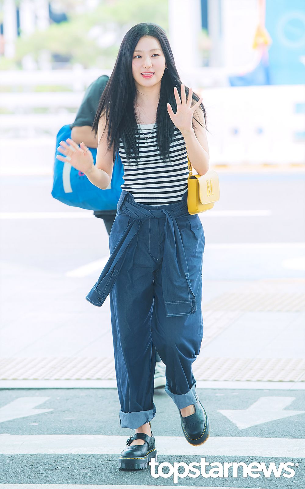 13 Airport Fashion Member Red Velvet Terbaru, Kasual dan Sedang Tren