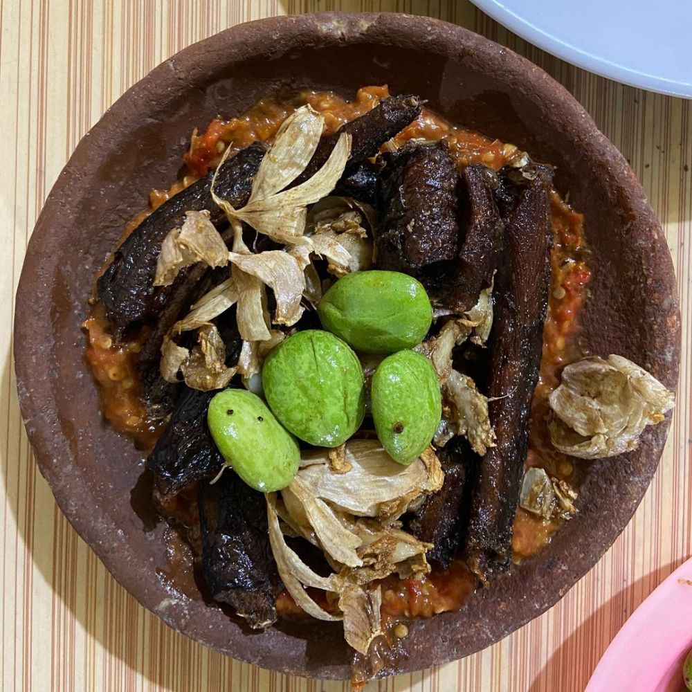 7 Warung Makan Belut Paling Gurih di Surabaya, Pedasnya Nendang