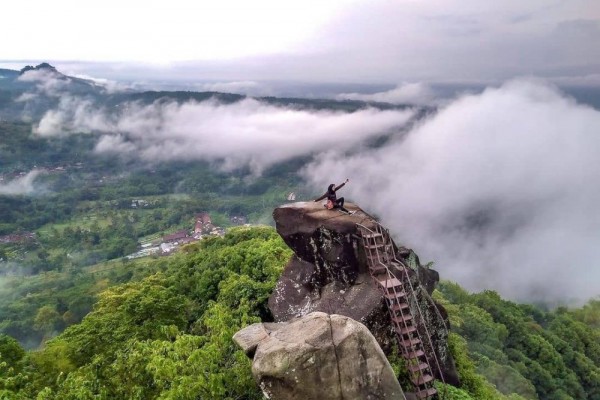 5 Pesona Bukit SJ88, Tempat Wisata Murah Rutenya Mudah