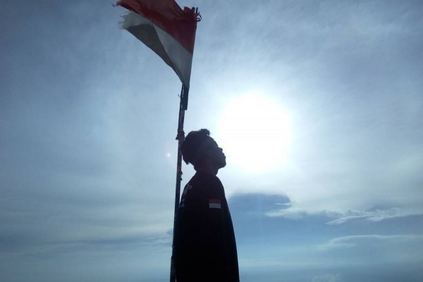 9 Potret Gunung Butak Malang, Rangkaian Putri Tidur Menawan