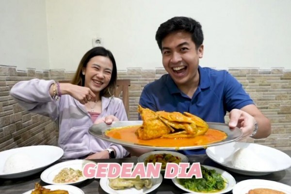 Jessica Dan Jerome Mukbang Nasi Padang Icip Sambal Ganja