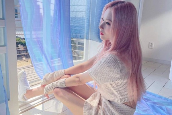 10 Inspirasi Rambut Pink ala Idol Wanita Korea