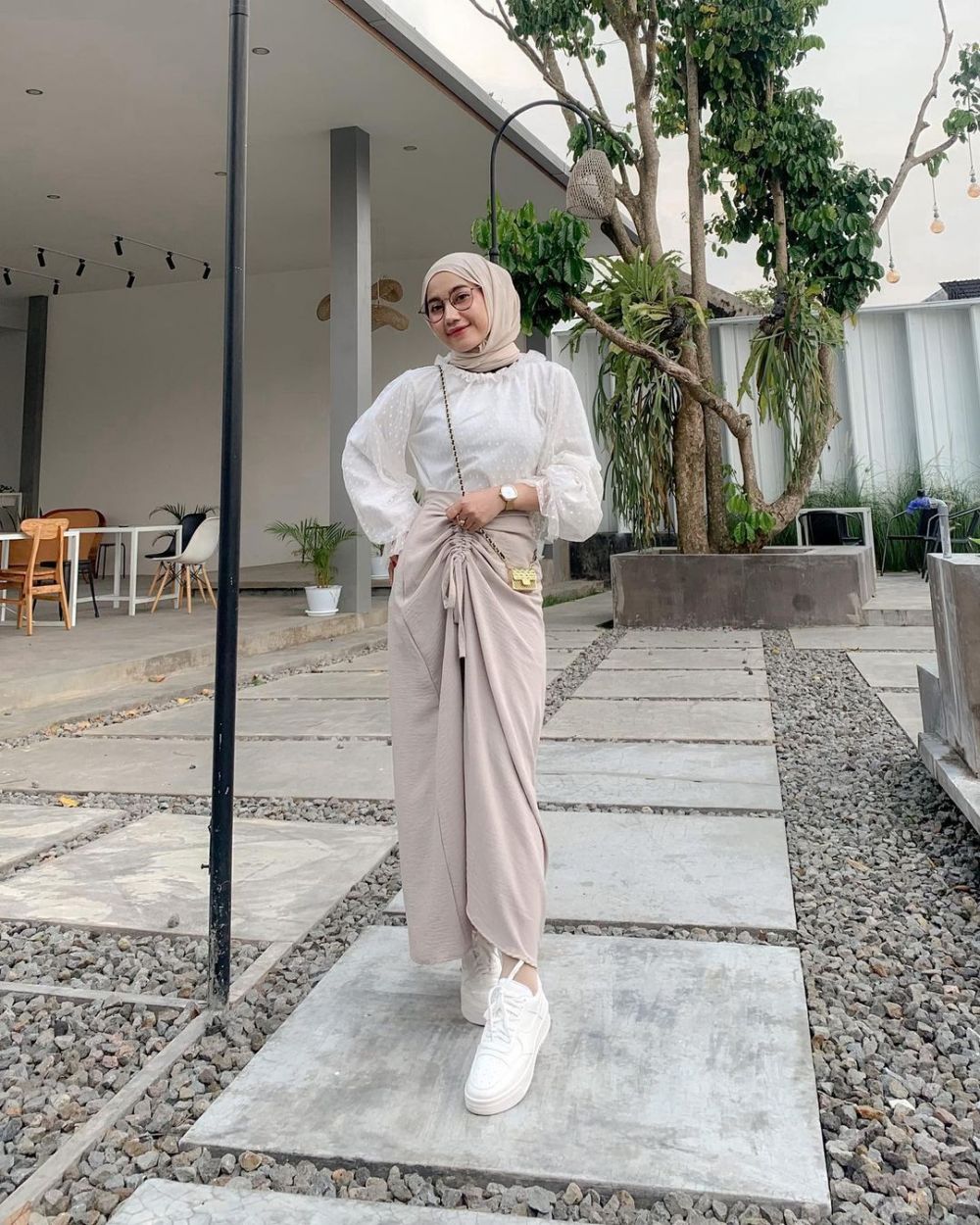 9 Ide Mix and Match Rok Kekinian ala Selebgram Chiviaalga, Hits Abis!