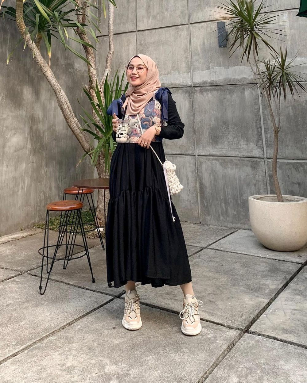 9 Ide Mix and Match Rok Kekinian ala Selebgram Chiviaalga, Hits Abis!