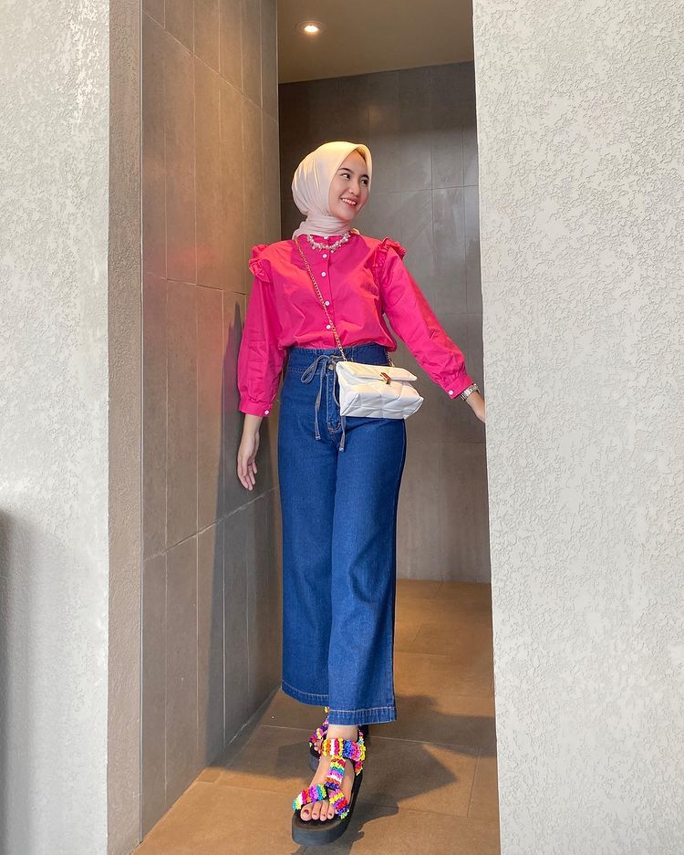 9 Padu Padan Outfit Fuschia Ala Intan Ghazella Cewek Kue