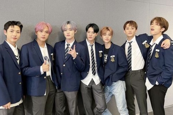 9 Ide OOTD Ngampus ala Member NCT Dream, Simpel dan Stylish!
