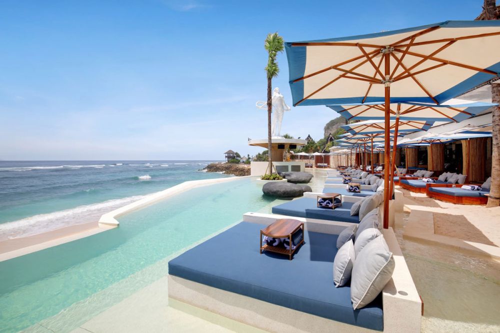 5 Beach Club di Bali dan Harga Tiket Masuknya