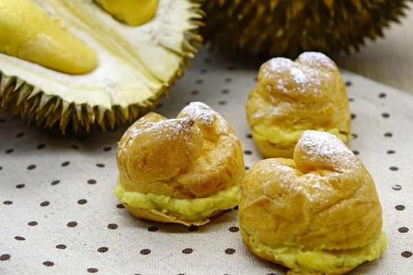 Resep Kue Sus Krim Durian Yang Nikmat Meleleh Di Mulut