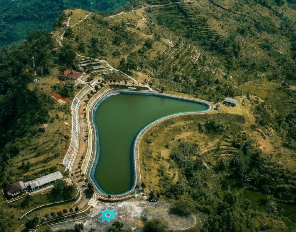 10 Wisata Gunungkidul Selain Pantai, Suguhkan Panorama Asri 