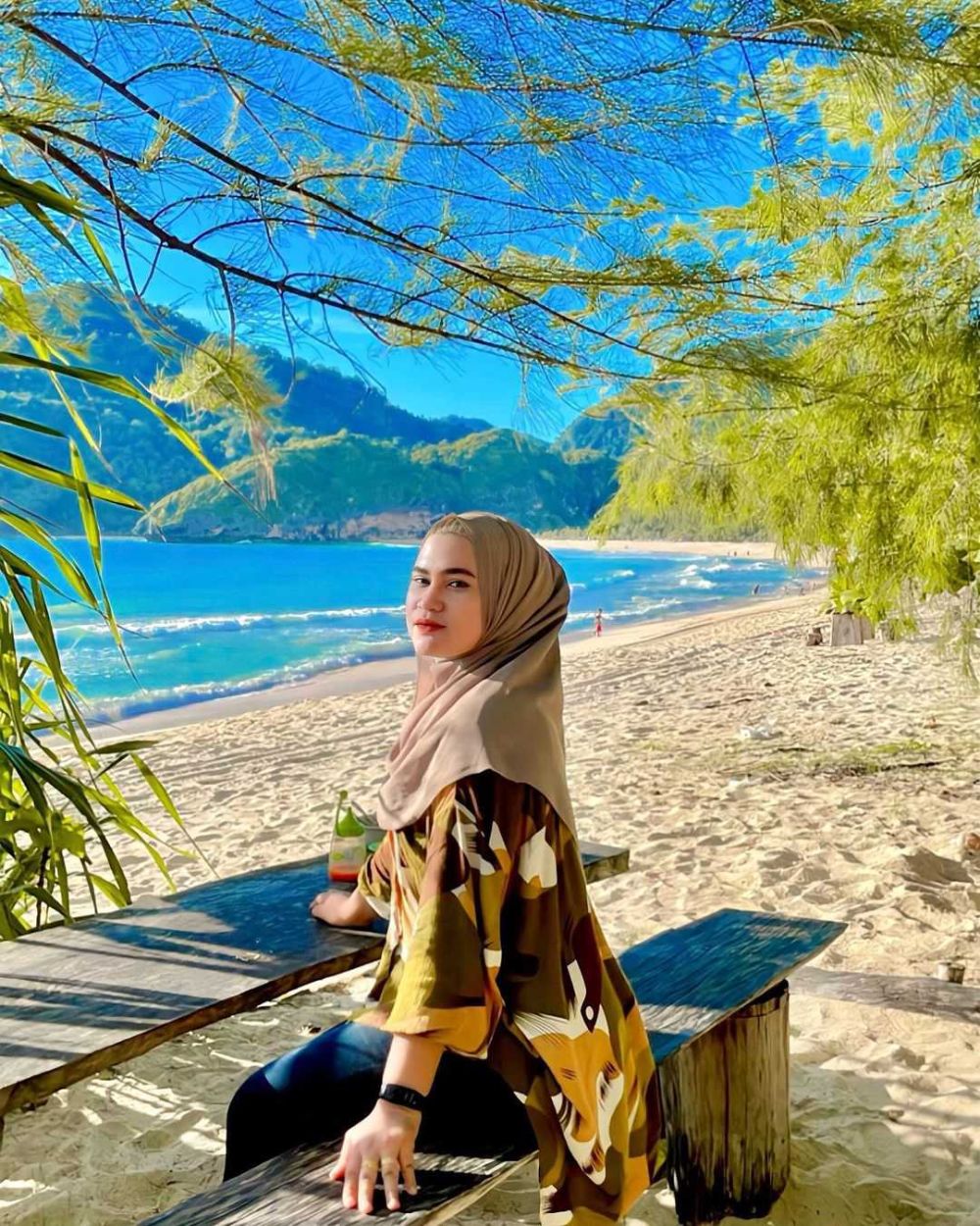 Informasi Wisata Pantai Lampuuk Aceh: Lokasi, Harga Tiket, dan Tipsnya