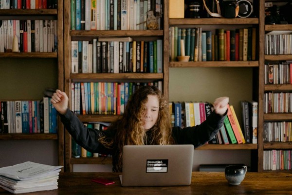 5 Pro Kontra Memilih Homeschooling untuk Anak, Mana yang Lebih Baik?