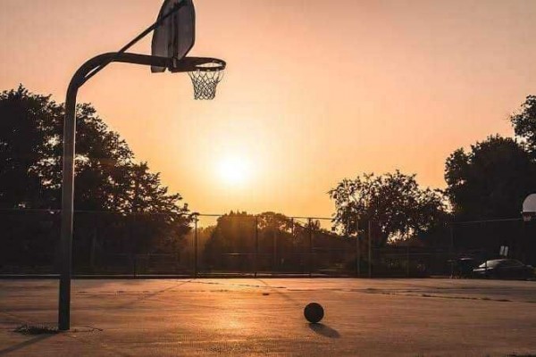 Mahasiswa UNY Tewas Tersengat Listrik saat Main Bola Basket