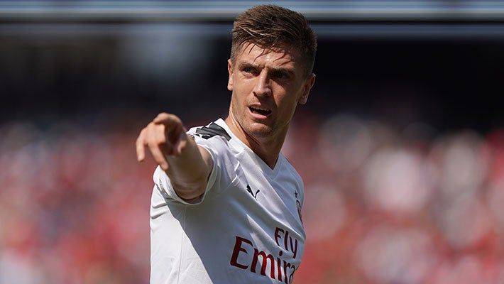 Pemain Milan Dengan Nomor Punggung 9 Sebelum Olivier Giroud