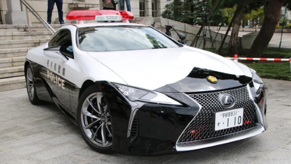 5 Mobil Polisi Jepang, Sport Monster Sampai Elektrik! Ada Nissan GT-R