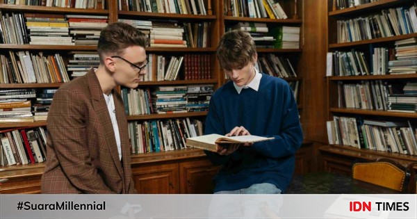 5 Manfaat Membaca Buku Non-Fiksi untuk Pengembangan Diri