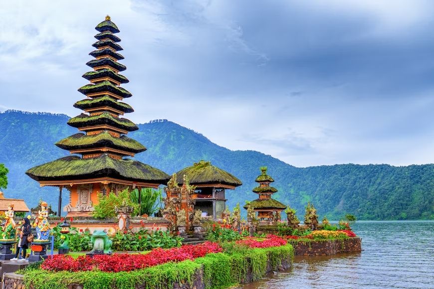 Bali Urutan Kedua! 10 Daftar Destinasi Wisata Terpopuler 2023