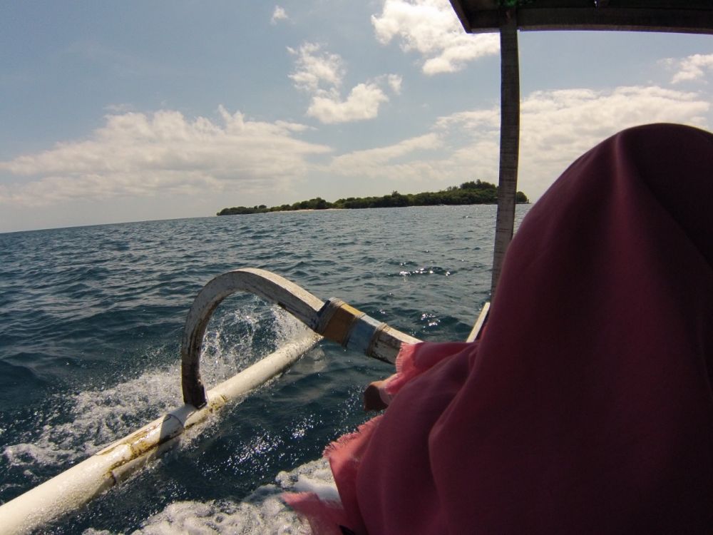 Indahnya Gili Rengit di Lombok, Air Lautnya Sebening Kaca