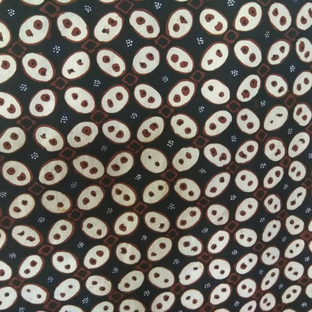 Motif Batik Kawung: Simbol Keberuntungan dan Keanggunan