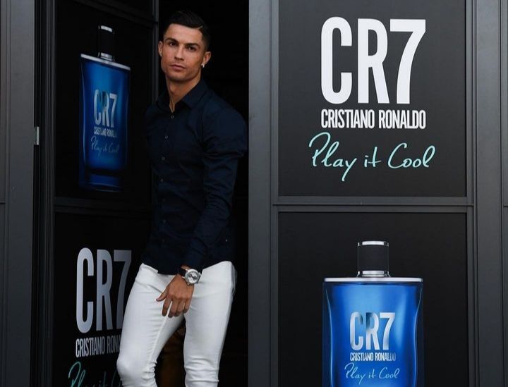 Kekaisaran Bisnis Online Cristiano Ronaldo: Lebih dari Sekadar Gol