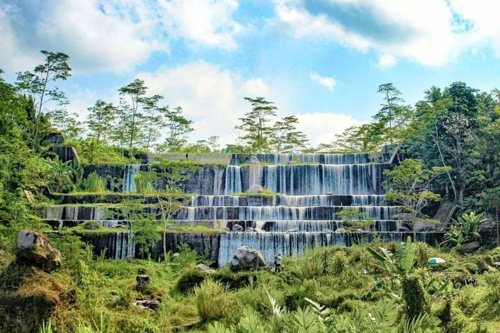 Grojogan Watu Purbo: Info Lokasi, Harga Tiket, dan Tips