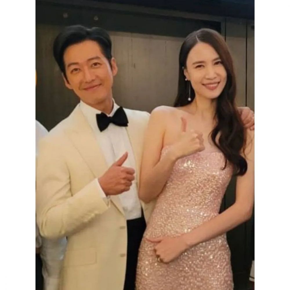 12 Potret Bahagia Nam Goong Min dan Jin Ah Reum Menikah