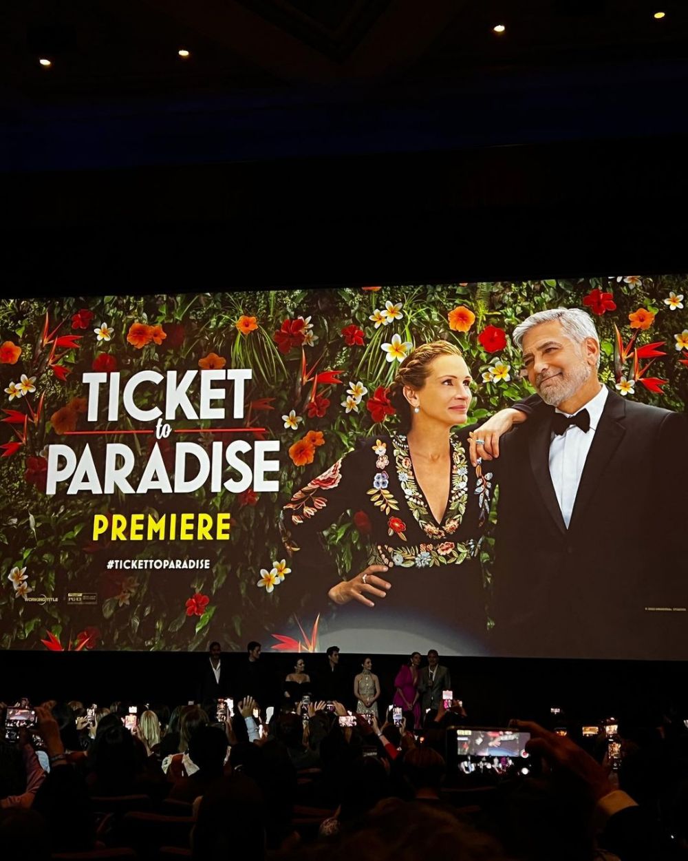 Beby Tsabina Hadiri Premier Film Ticket To Paradise