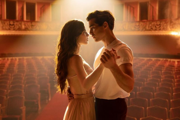 10 Cuplikan Film Romantis Beyond the Universe, Tayang di Netflix!