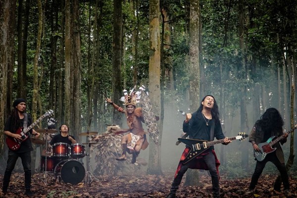 5 Fakta MV Dinasti Matahari, Raih Penghargaan AMI Awards