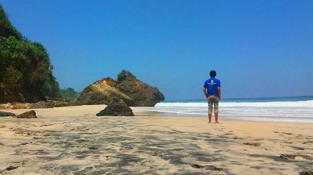 Pantai Kelinci Tulungagung: Rute hingga Tipsnya