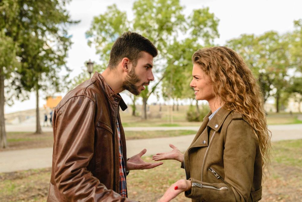 5 Penyebab Kamu Kerap Berbeda Pendapat dengan Pasangan