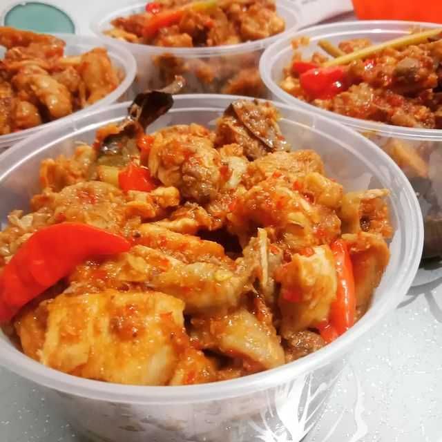 Resep Oseng Mercon Daging Ayam, Pedasnya Bikin Mulut Jontor